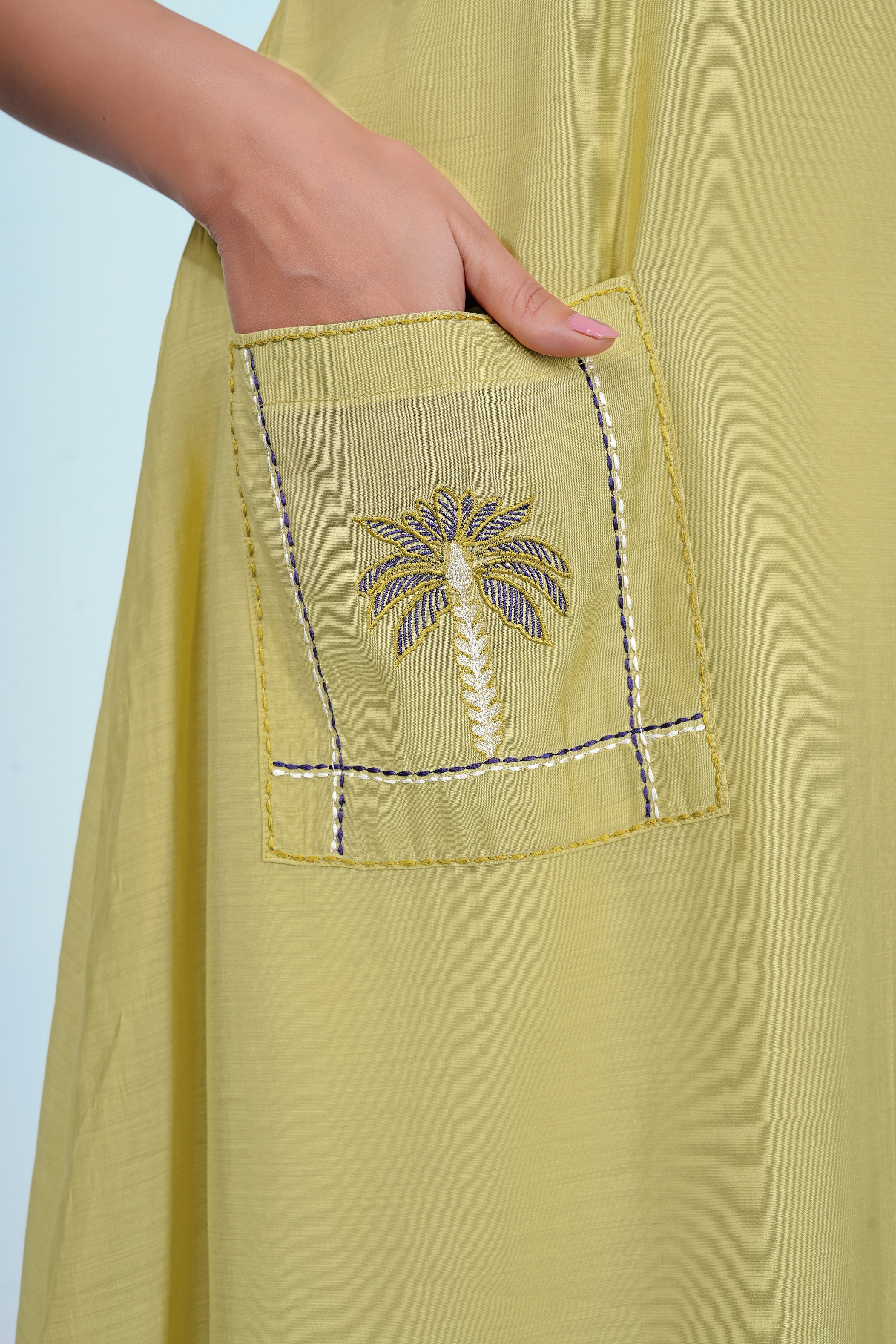 Premium Mal Chanderi Kurta Set with Handwork Neck Design